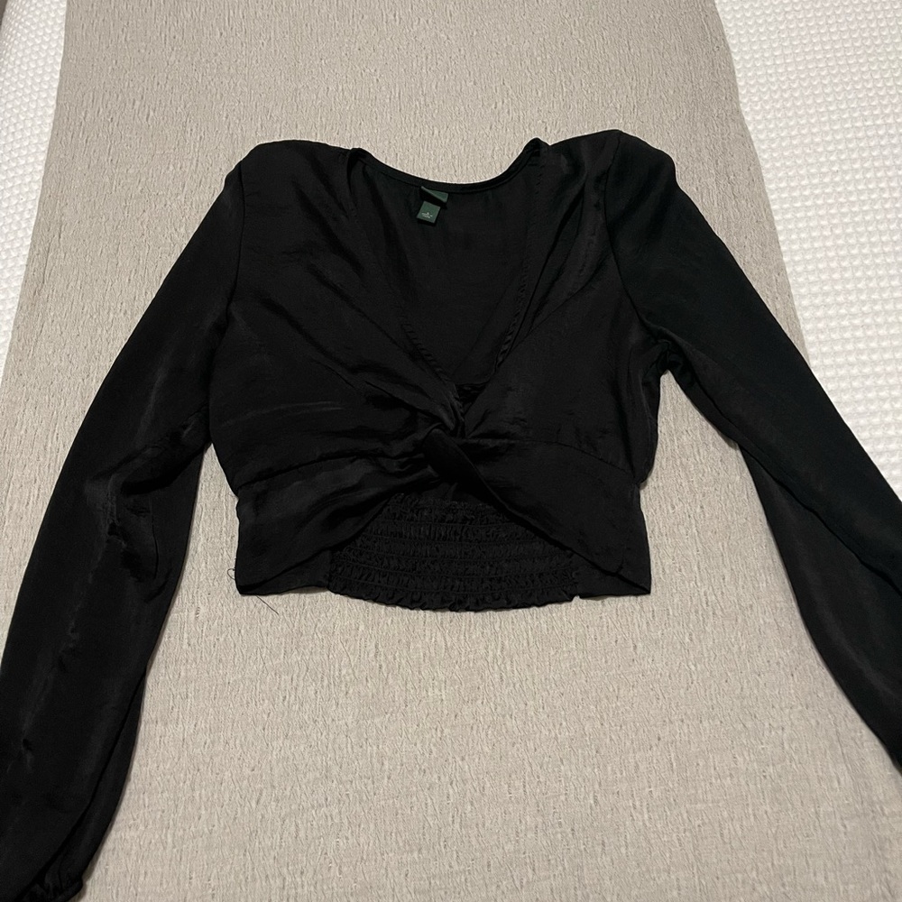 Target cropped long sleeved silk top